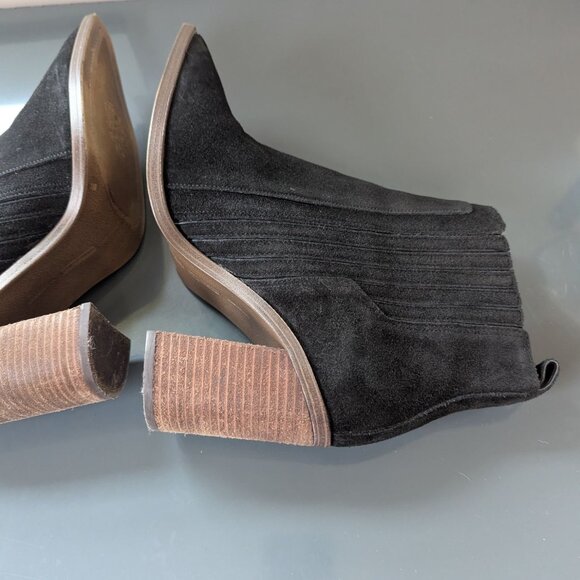 Vince Camuto black Suede Western Cowboy Bootie Chunky Heel - Picture 10 of 15